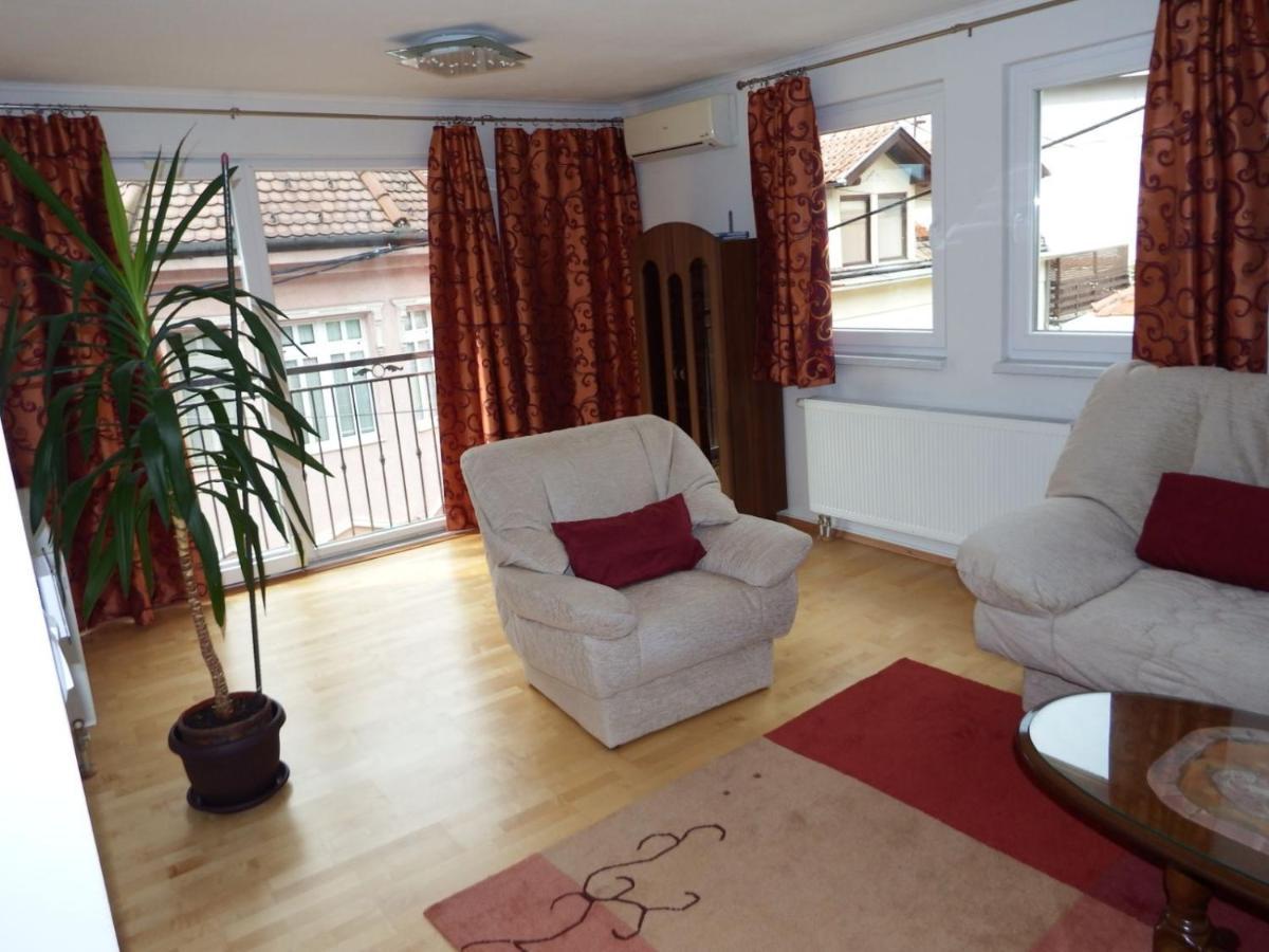 Our Way S Apartment With Airco And Own Garage ซาราเยโว ภายนอก รูปภาพ