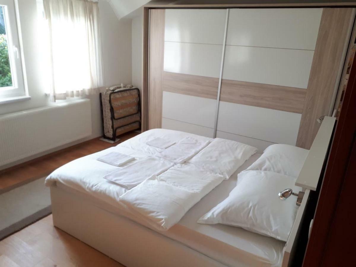Our Way S Apartment With Airco And Own Garage ซาราเยโว ภายนอก รูปภาพ