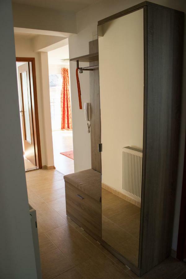 Our Way S Apartment With Airco And Own Garage ซาราเยโว ภายนอก รูปภาพ