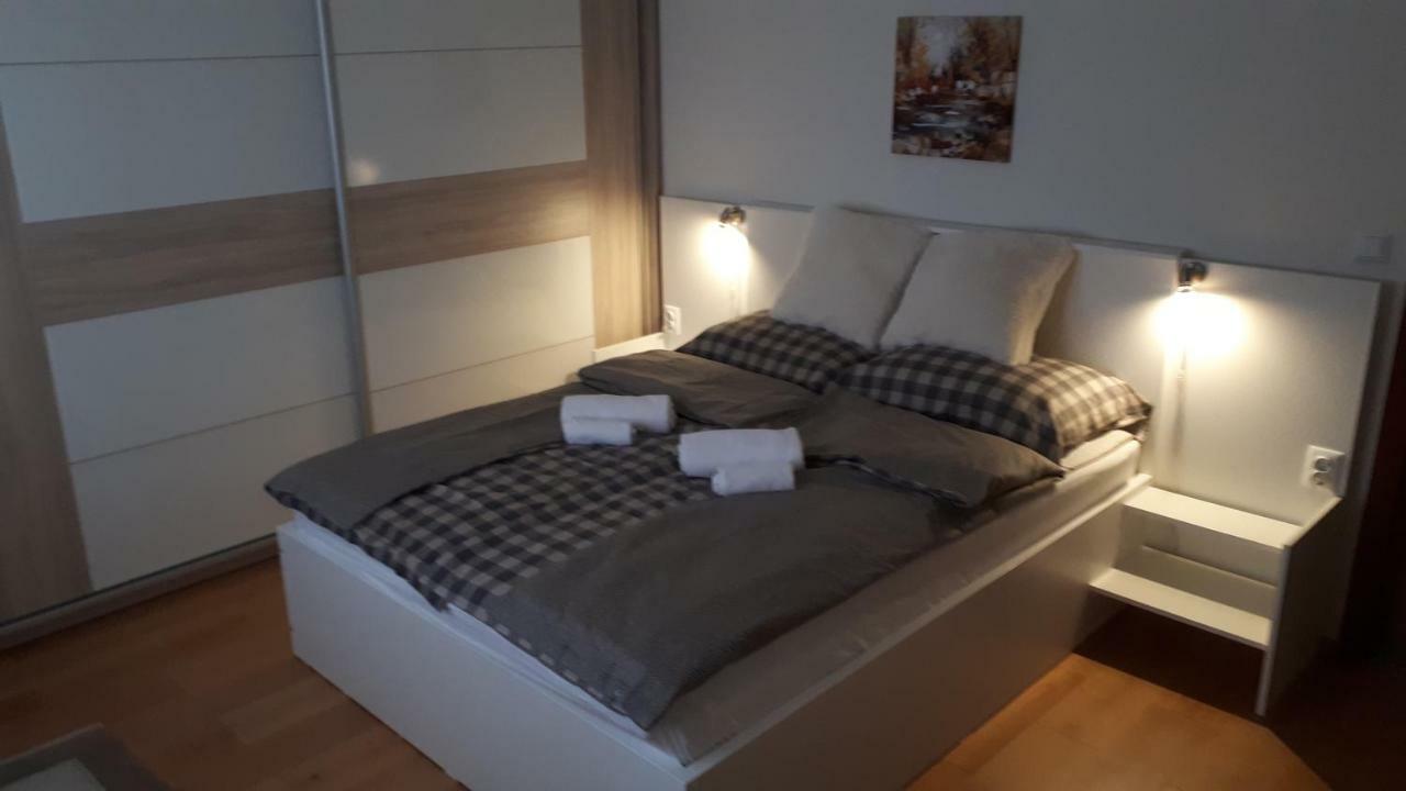 Our Way S Apartment With Airco And Own Garage ซาราเยโว ภายนอก รูปภาพ
